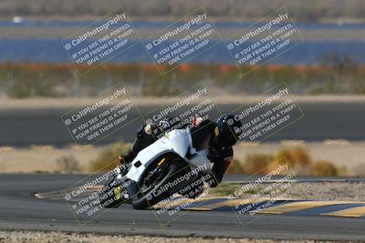 media/Apr-10-2022-SoCal Trackdays (Sun) [[f104b12566]]/Turn 14 (10am)/